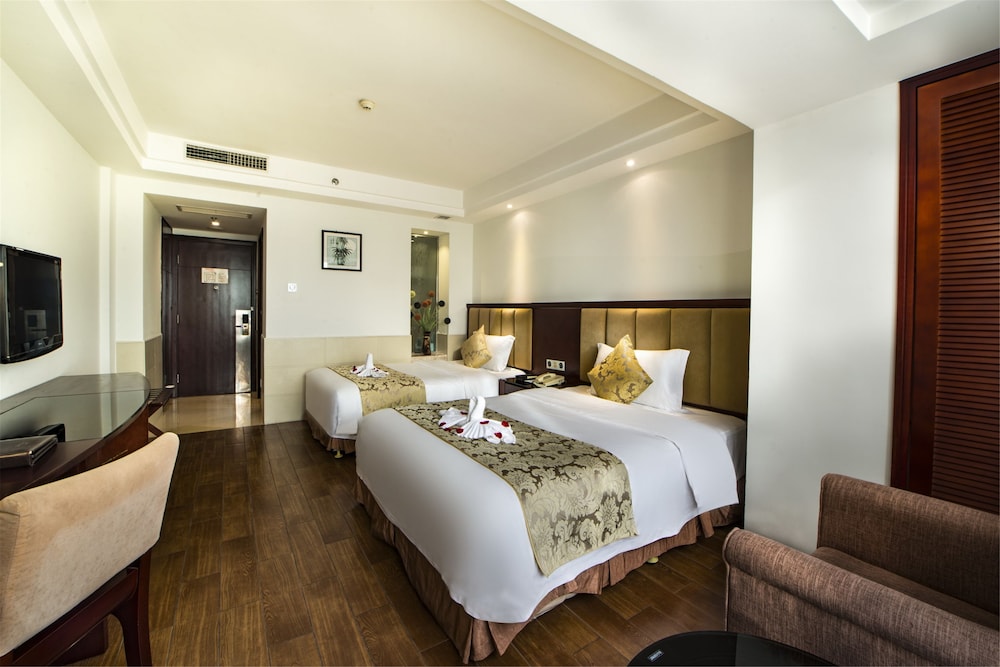 Haikou Baofa Shengyi Hotel 12/27