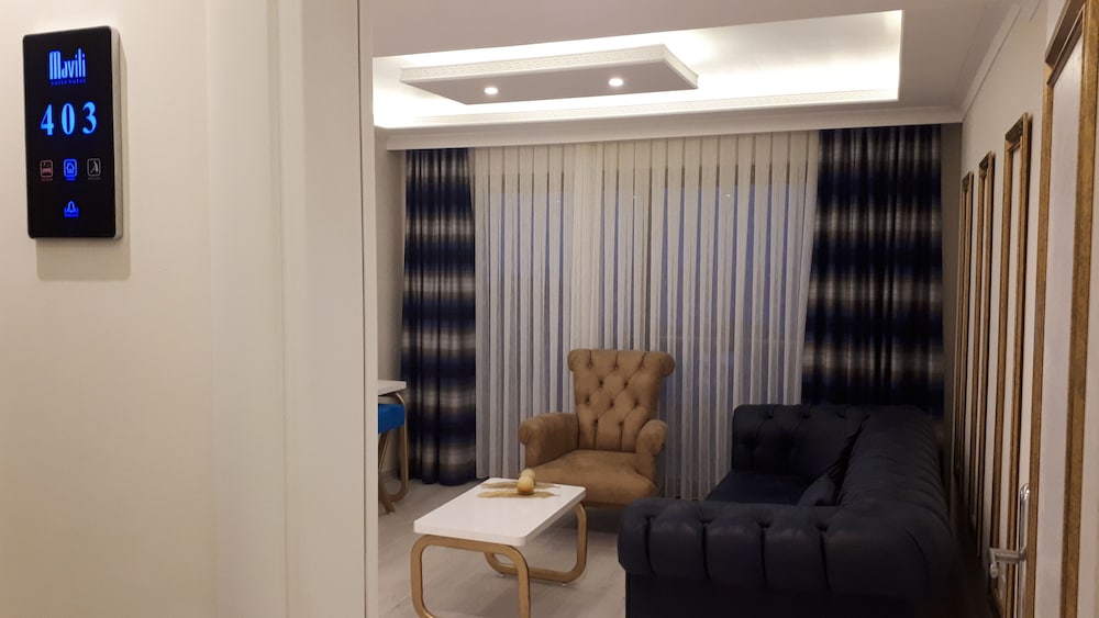 Mavili Suites 30/32