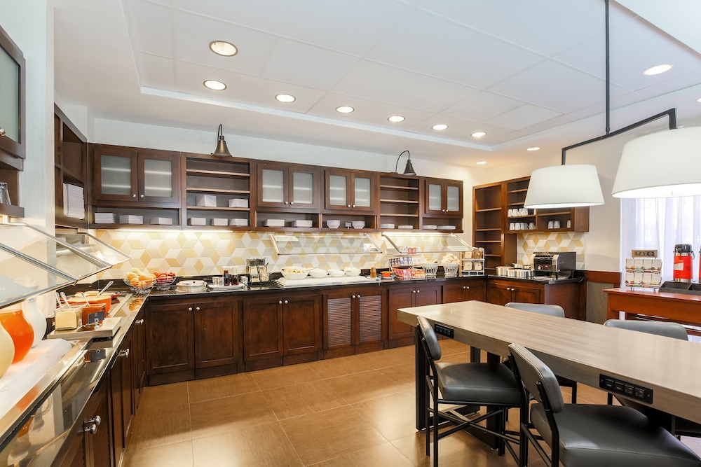 HYATT PLACE DALLAS GRAPEVINE 36/52