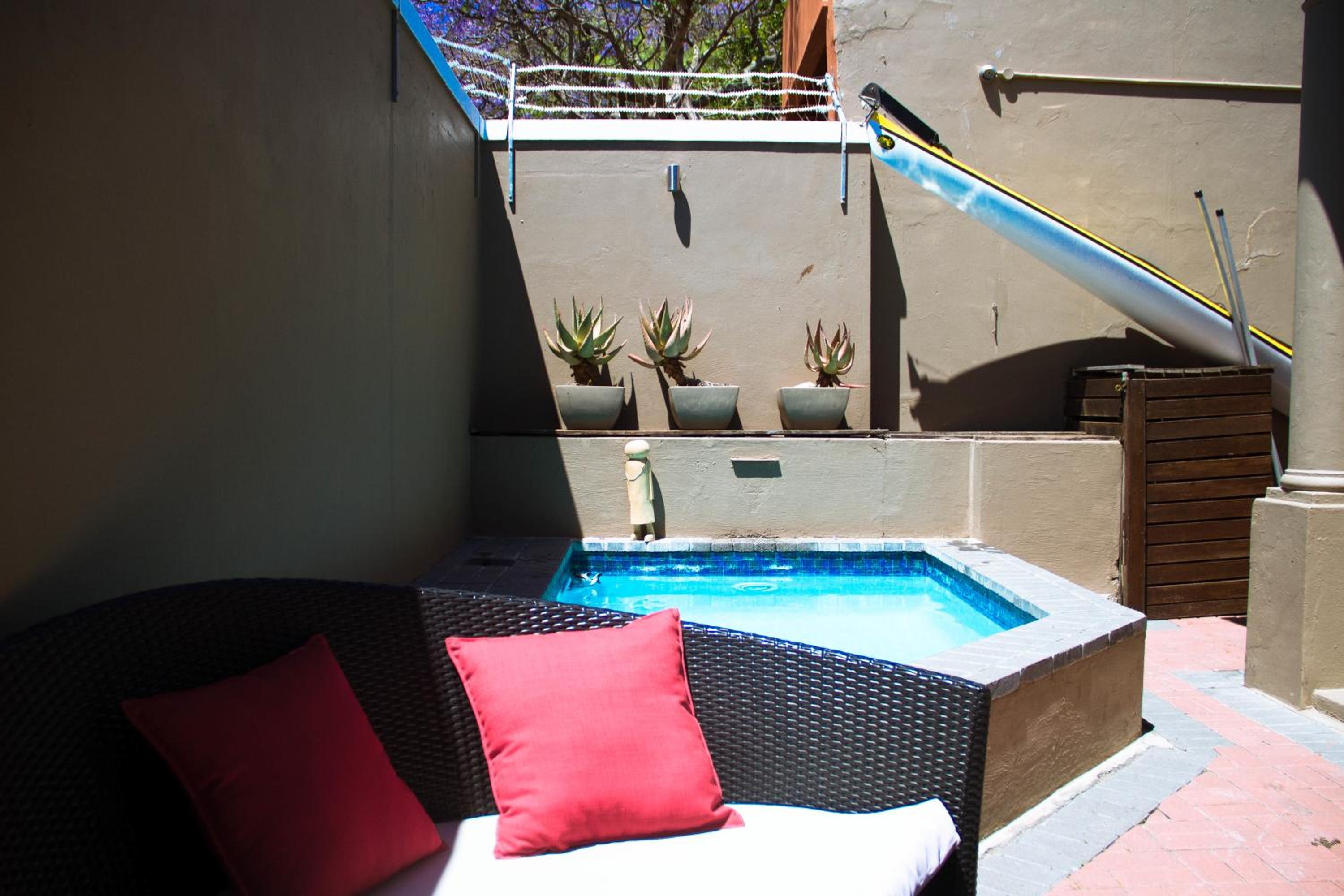 Cape Nelson Guest House 9/18