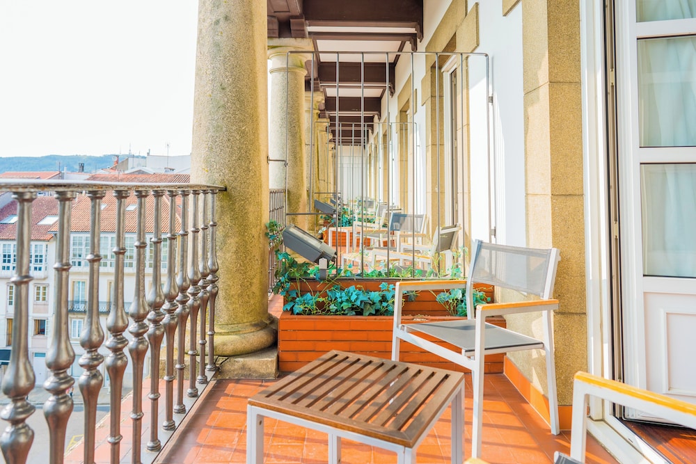 Compostela Hotel 54/61