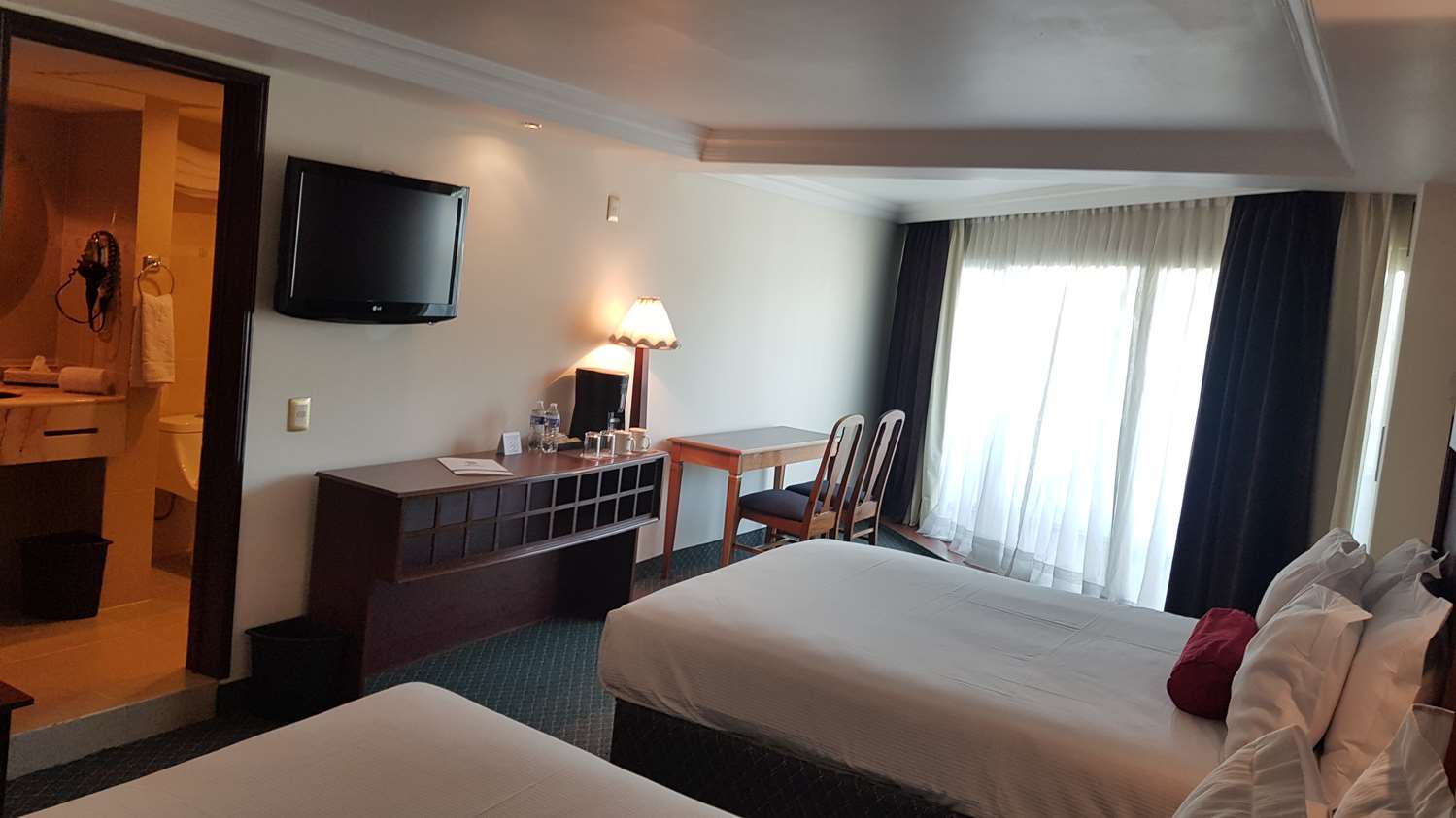 Best Western Toluca 15/35