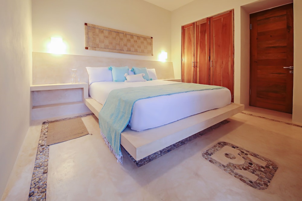 Casa Astral Holbox Boutique and Apartments 33/65