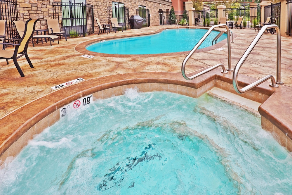 Holiday Inn Hotel & Suites Stillwater - University West 30/60