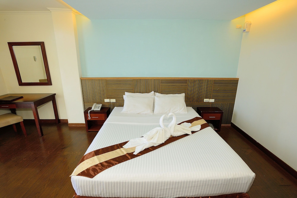 Airai Water Paradise Hotel And Spa 14/56