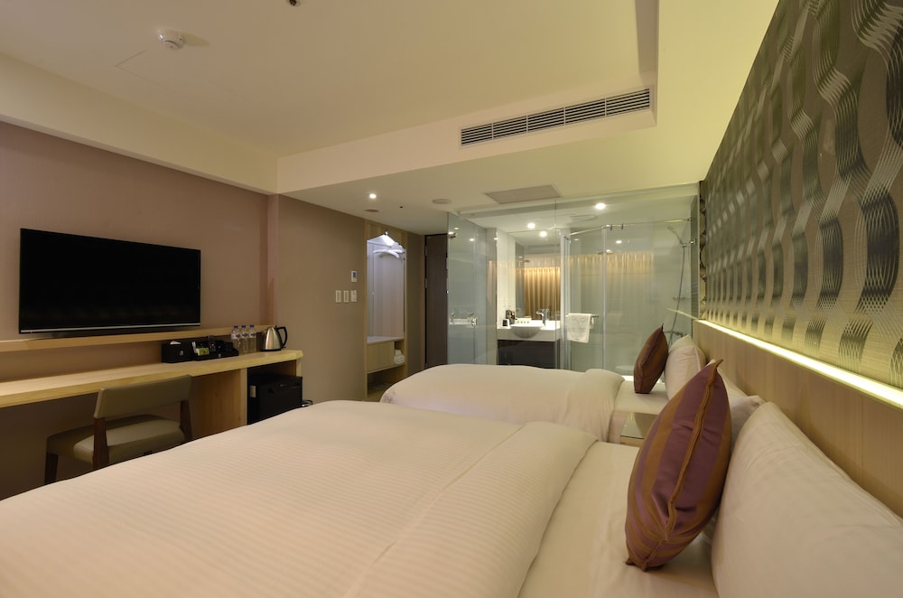Guide Hotel Taipei Fuxing N. 36/71