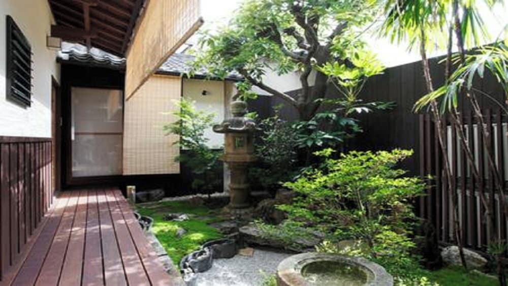 Miyaki-tei (ex Kaede) 40/46