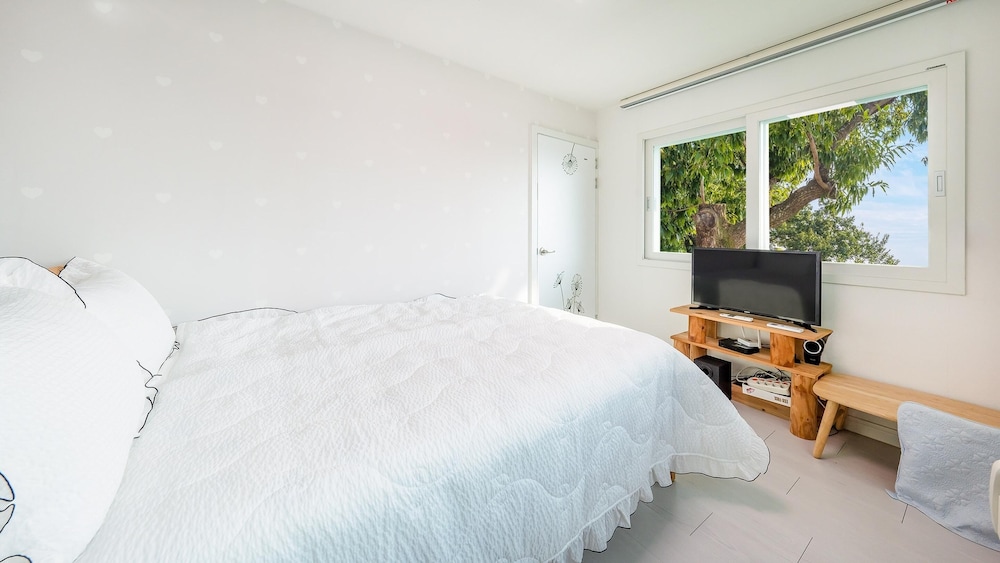 Tongyeong Blue House Pension 19/48