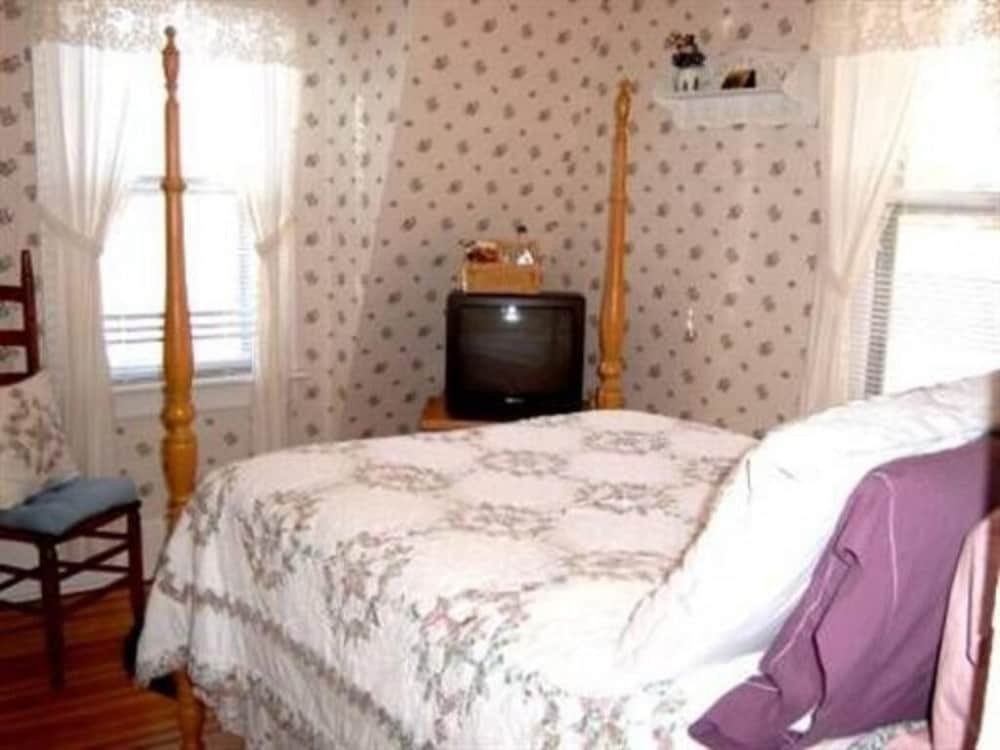 Brookview Manor Inn of the Poconos 19/51