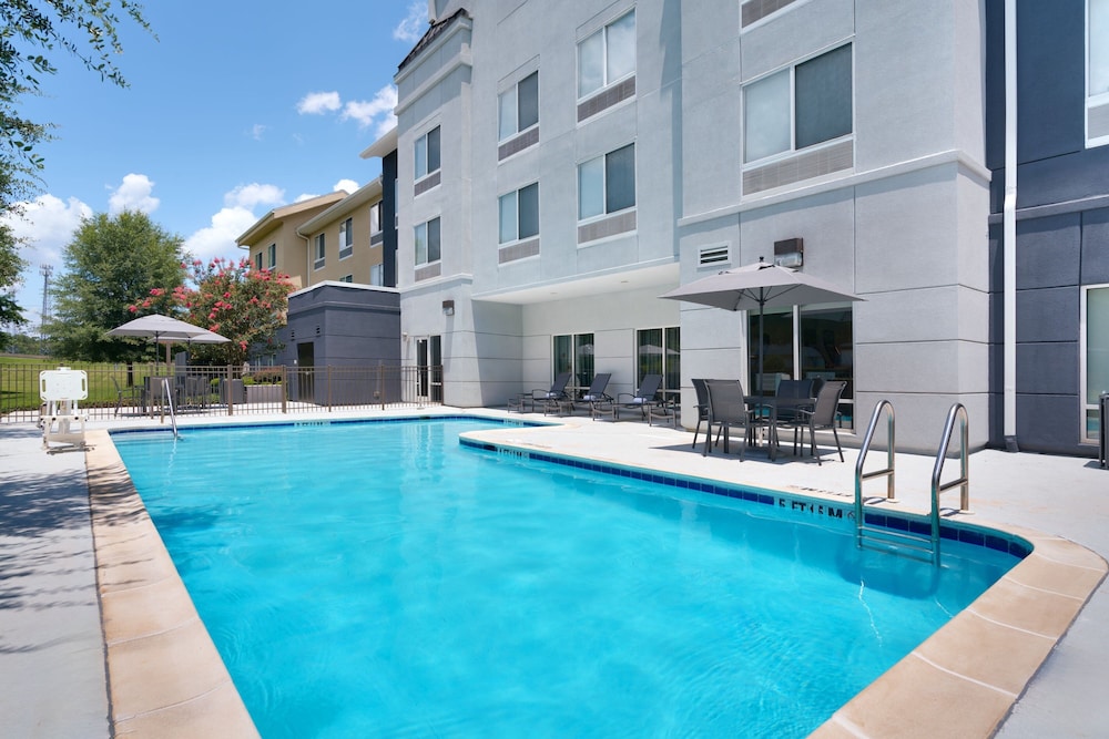 Fairfield Inn Suites Albany 40/44