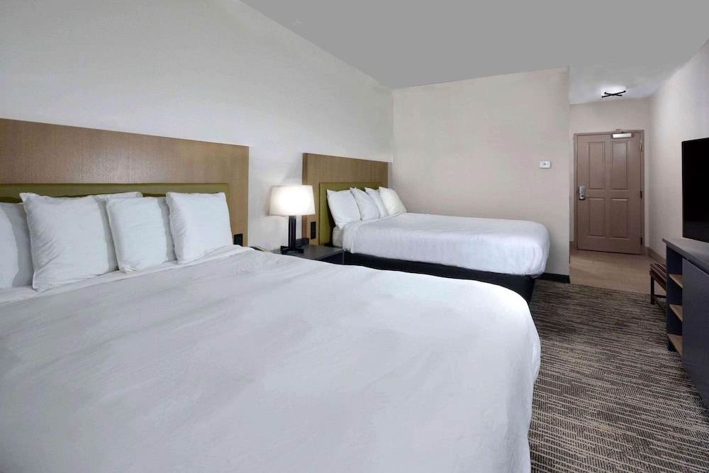 ROOM, 2 QUEEN BEDS, ACCESSIBLE