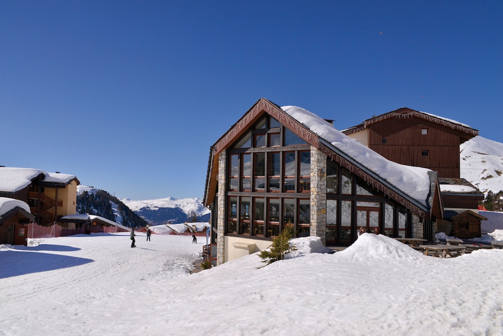 Hotel Vacances Bleues Belle Plagne 2/50