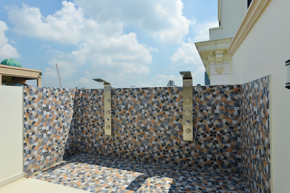 Syama Hana Executive Apartments Thonglor 7/50