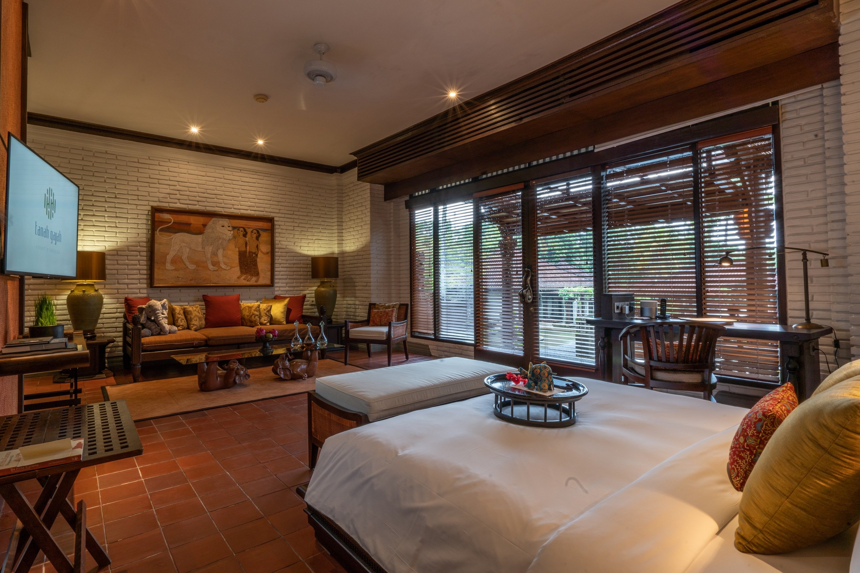 One Bedroom Club Suite