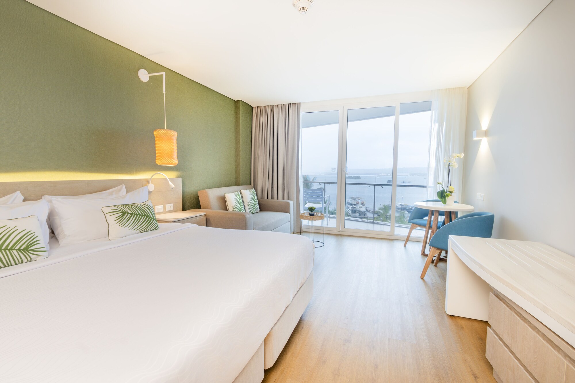 STANDARD, DOUBLE BED, SEA VIEW