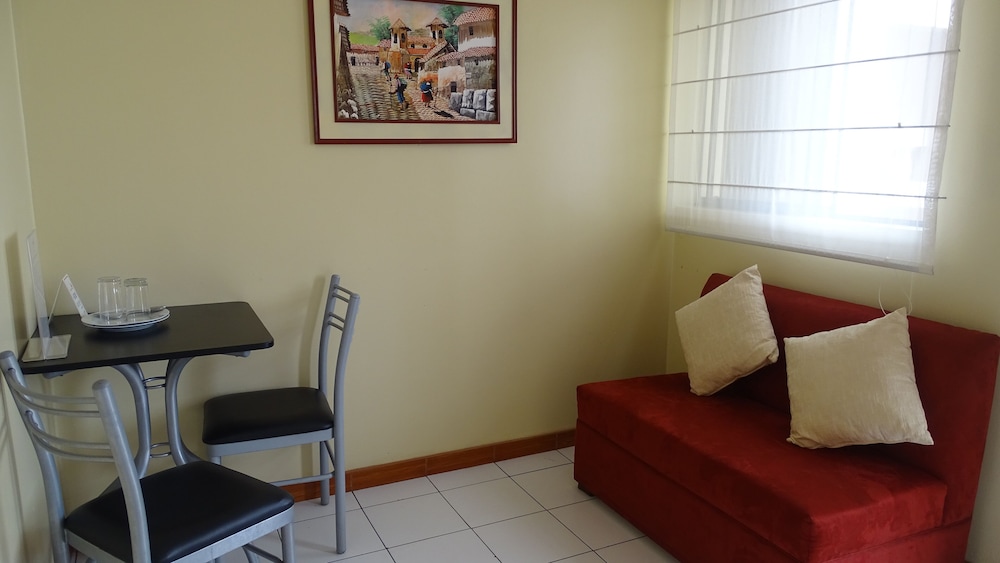 Suites Larco 656 31/50