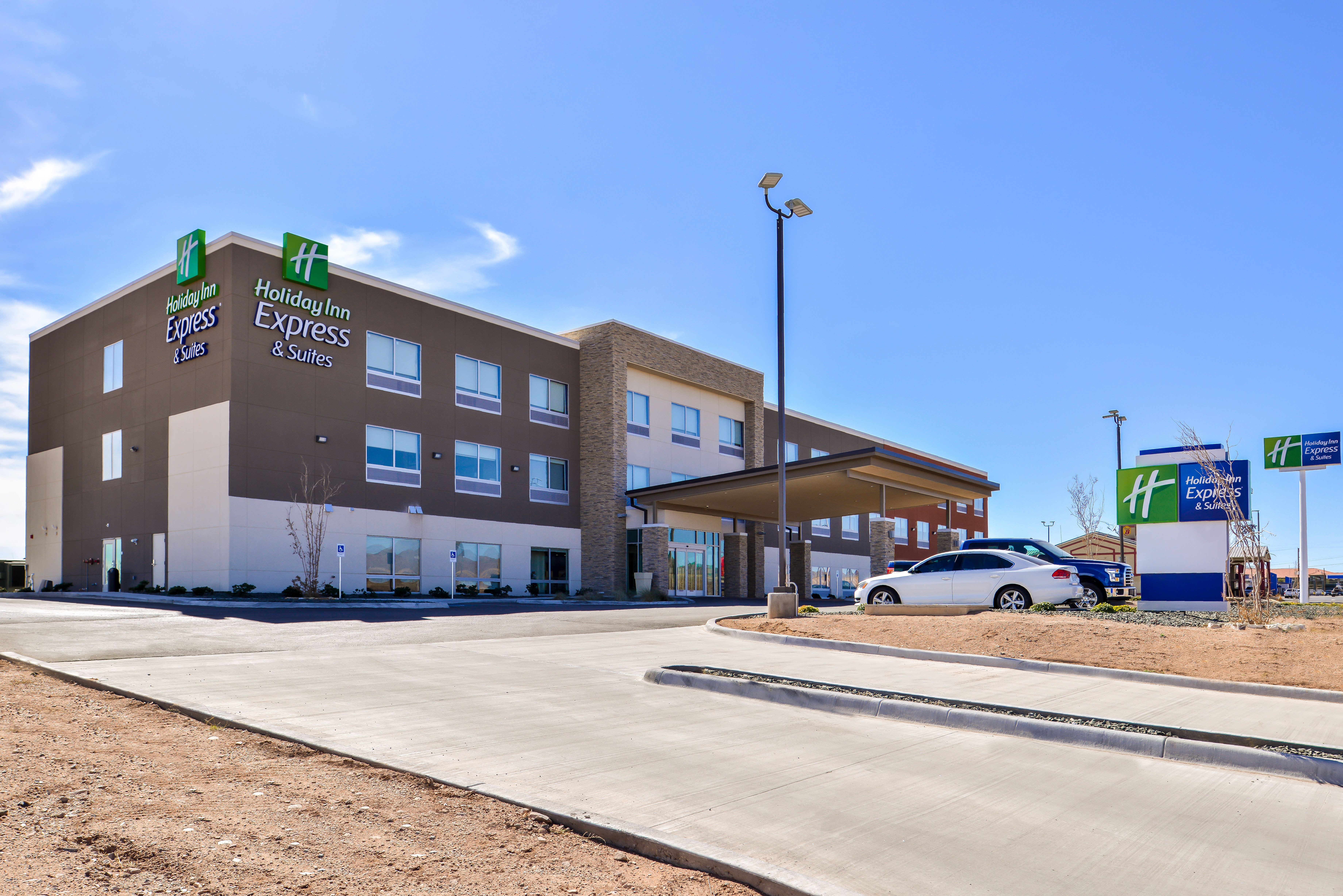HOLIDAY INN EXPRESS & SUITES VAN HORN 57/65
