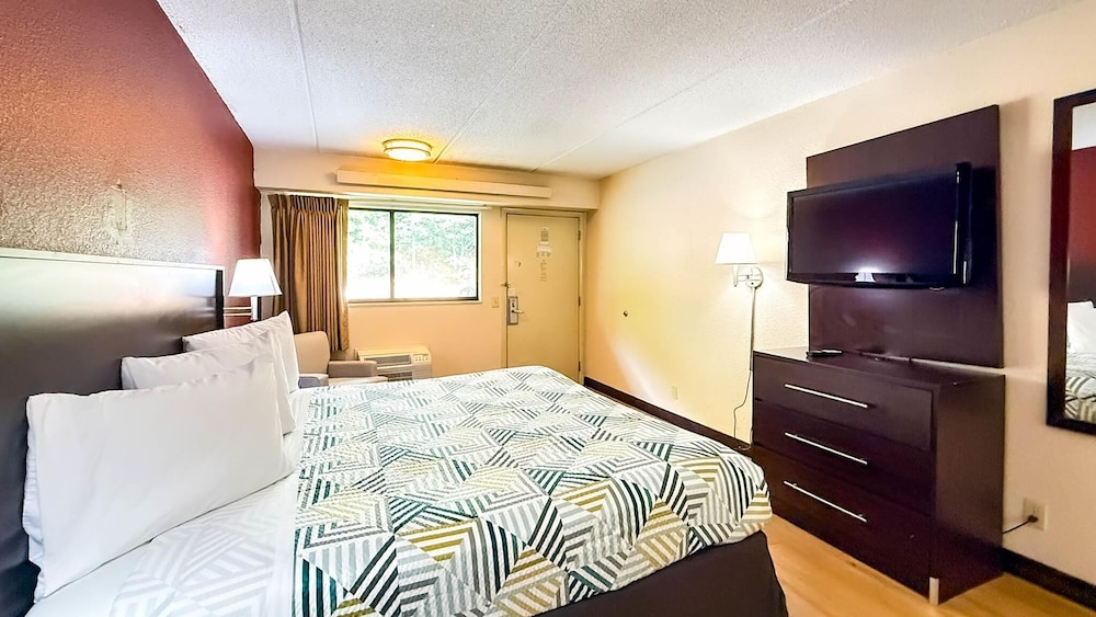 غرفة ديلوكس بسرير كينج، Motel 6 Atlanta Smyrna / Ballpark 7/10