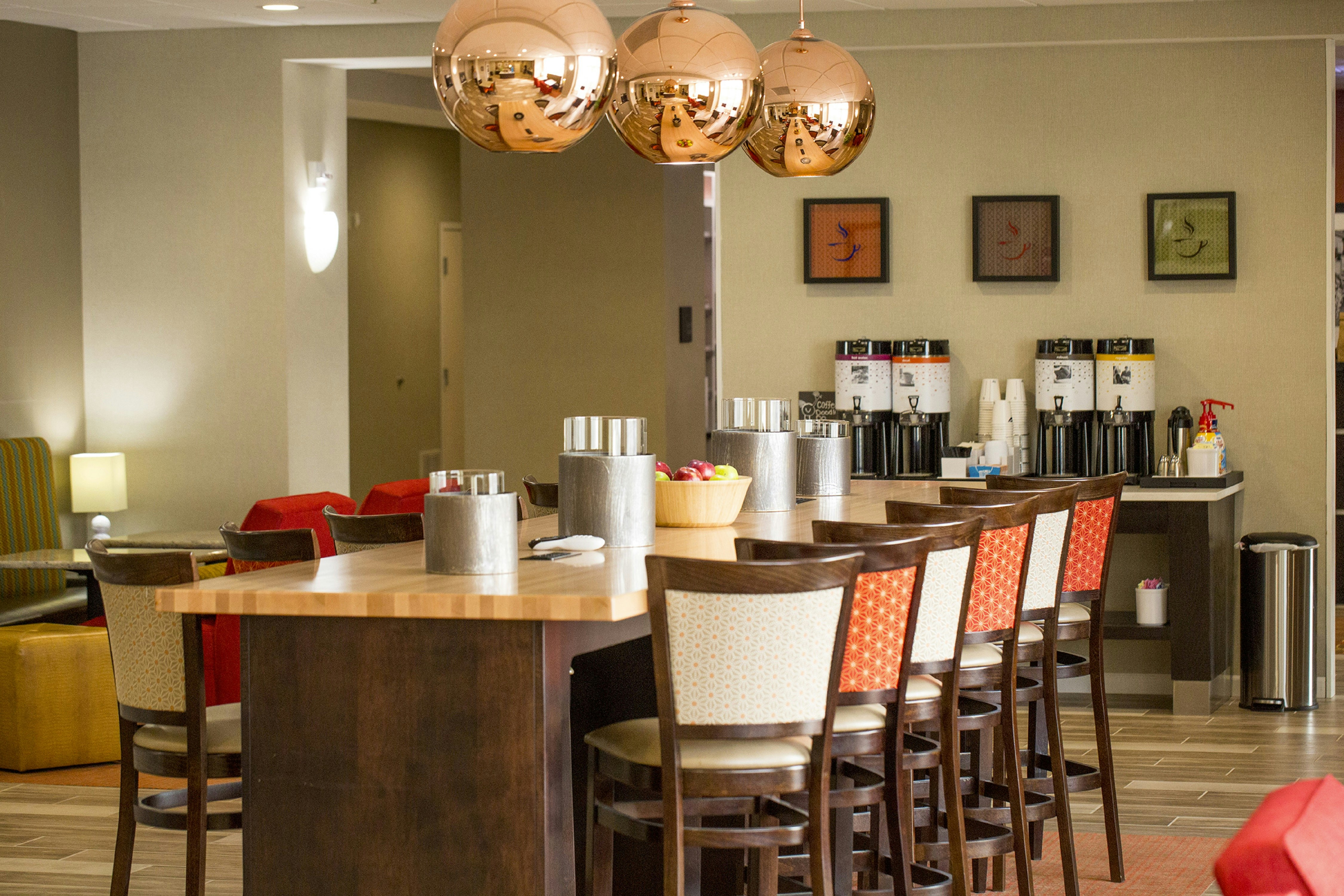 Hampton Inn McPherson KS 48/56