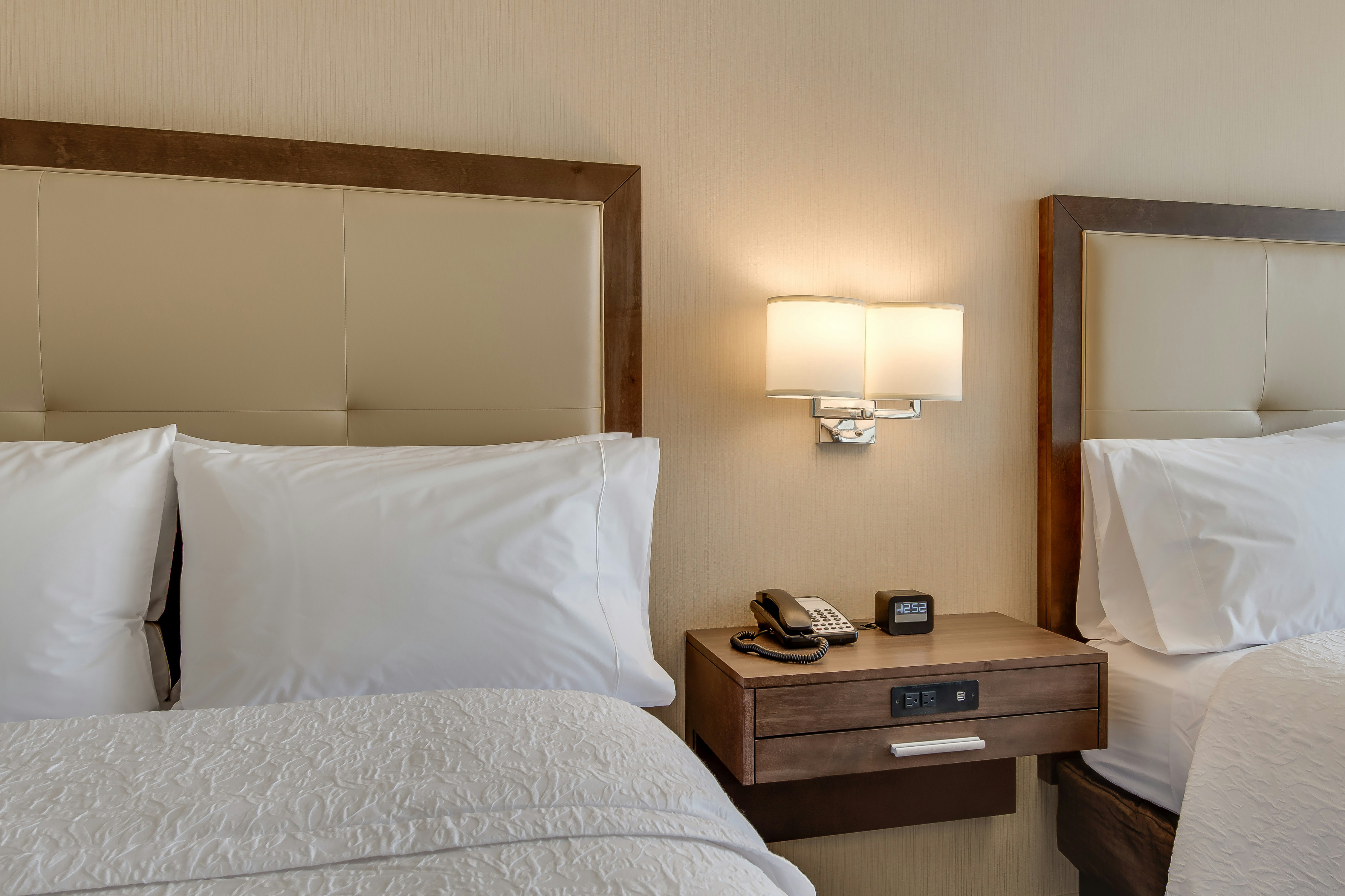 Hampton Inn And Suites Los Angeles Glendale 38/75