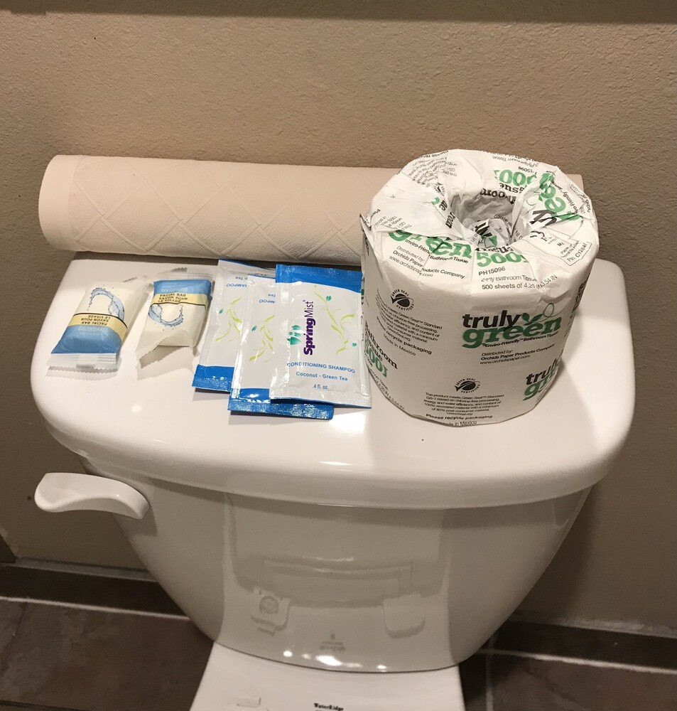 Smokey Point Motor Inn 48/69