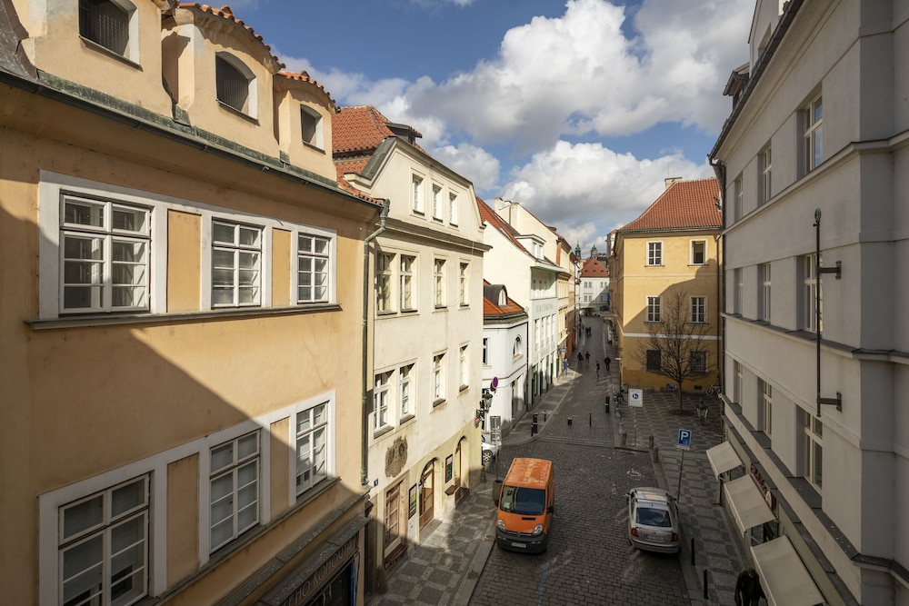 Old Town Aparthotel Michalska 68/75