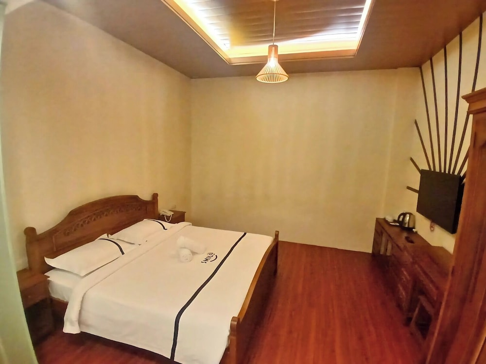 Top Holiday Hotel 42/52