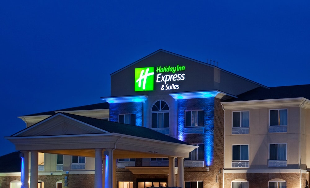 Holiday Inn Express Hotel And Suites Mattoon 4/48