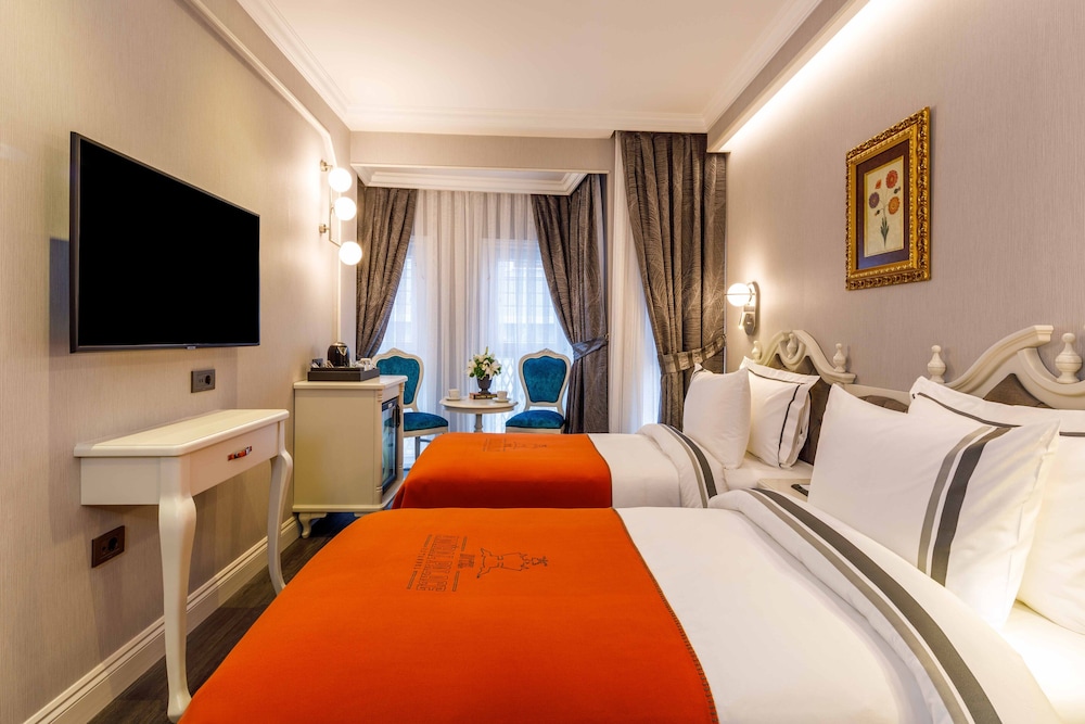 Amiral Palace Boutique Hotel 24/74