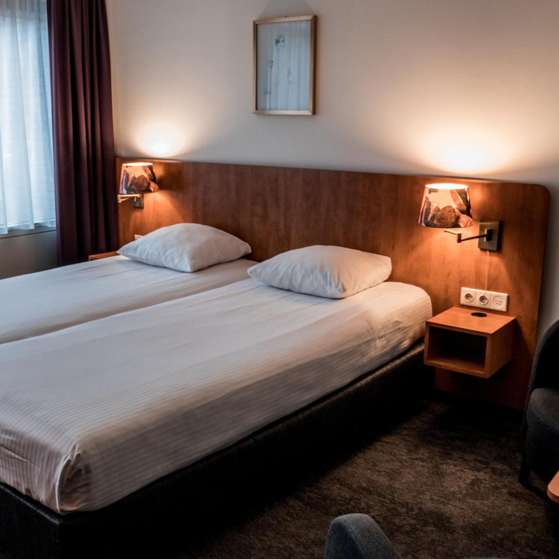 Budget, Twin Beds