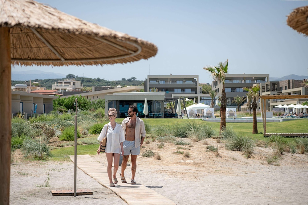 Myrion Beach Resort and Spa 90/97