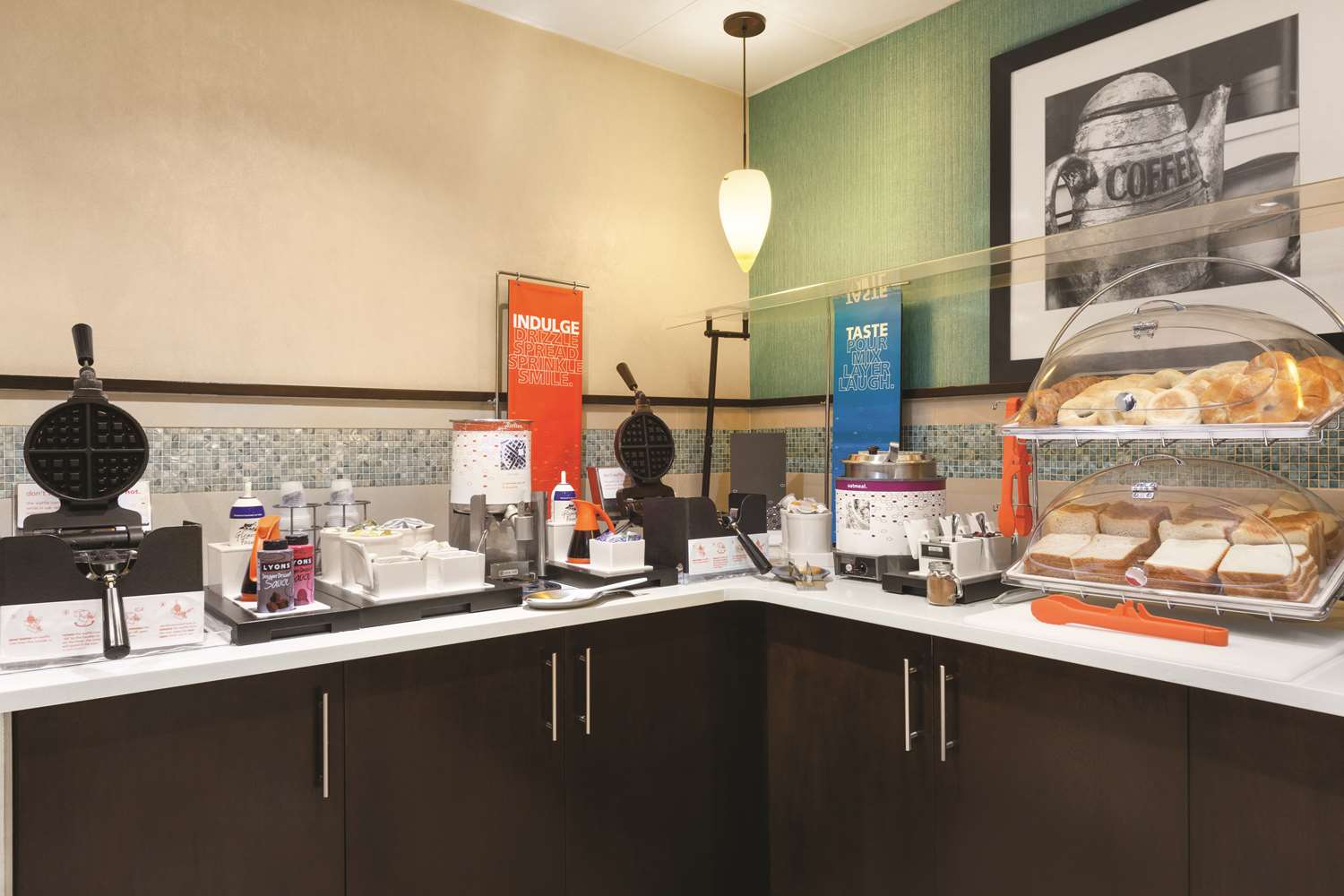 Hampton Inn Orlando International Drive/Convention Center photo2