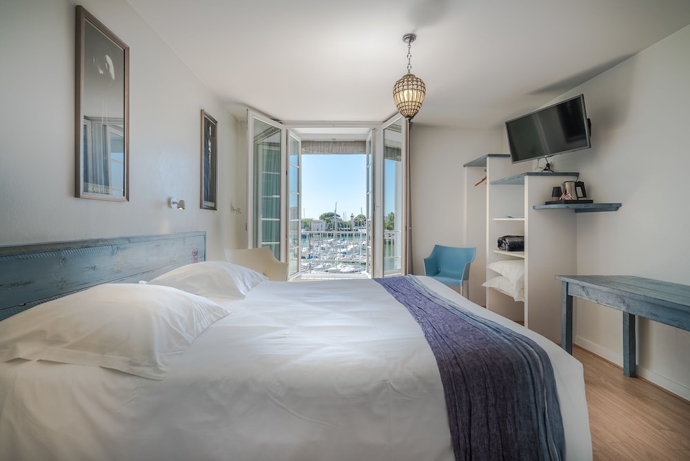 Hotel La Marine 10/45