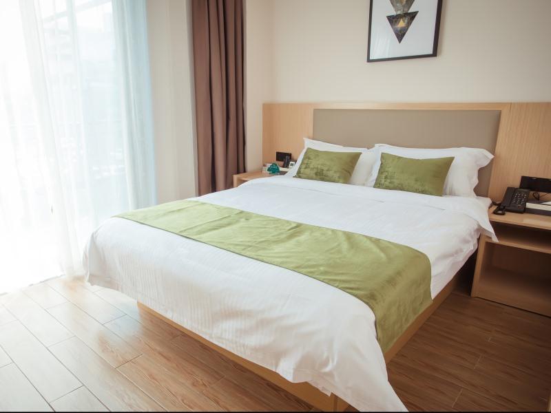 GreenTree Inn Nantong Development Zone Country Garden Express Hotel 32/48