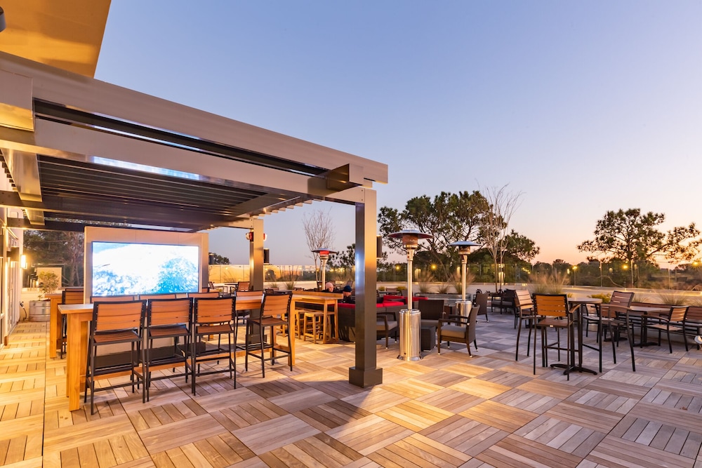 Courtyard by Marriott Atlanta Dunwoody 76/82