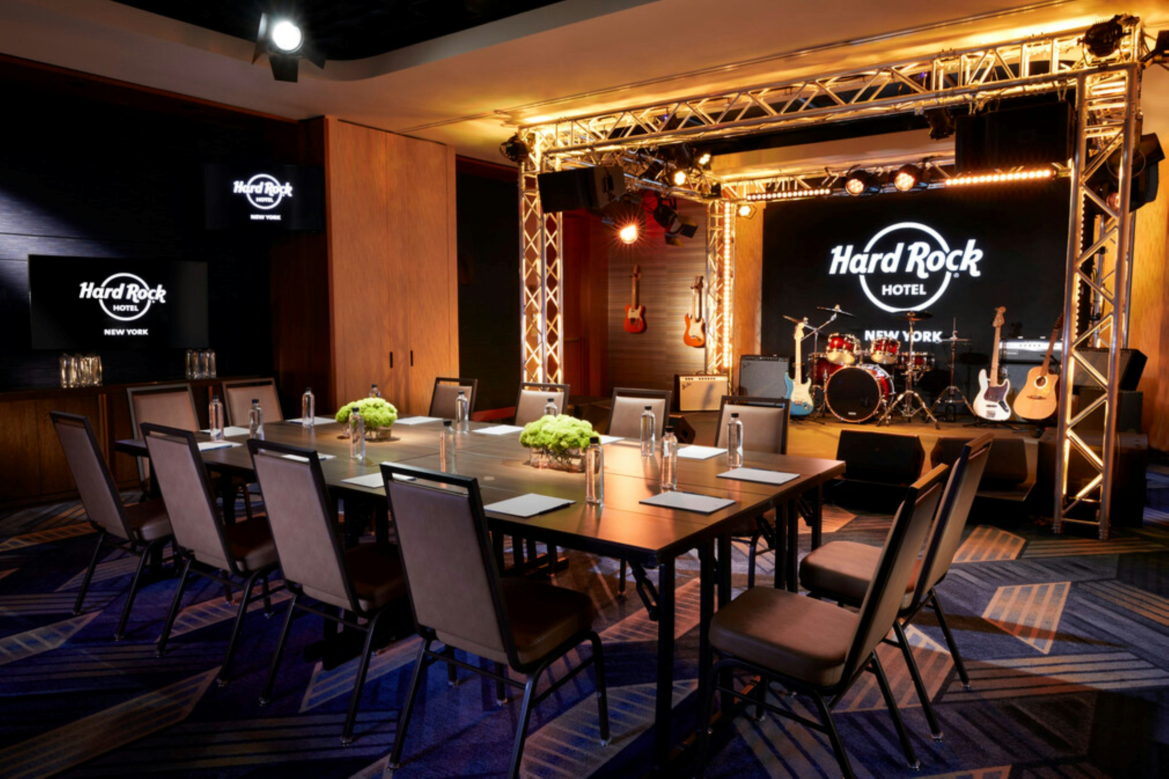 Hard Rock Hotel New York 40/50