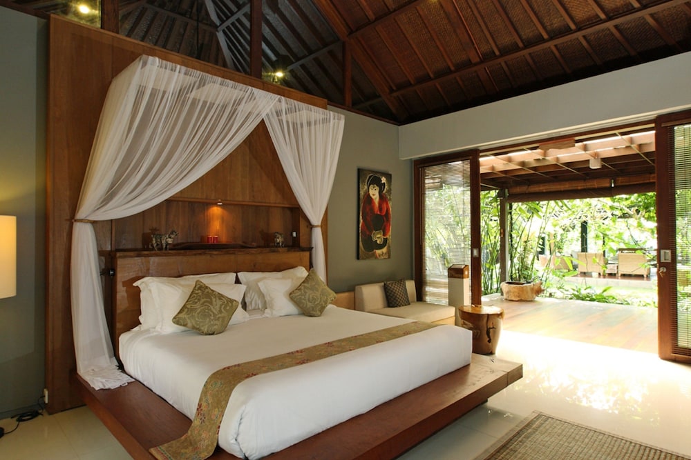 Swarapadi Villa 19/56