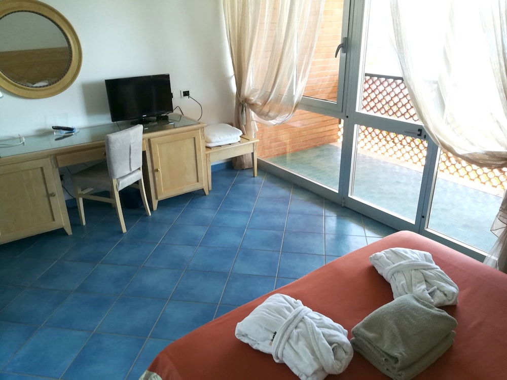 Grand Hotel Elba International 50/71