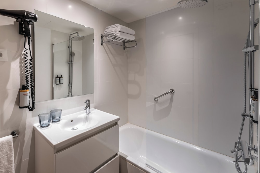 شقة بسريرين منفصلين بغرفتي نوم، Sol Puerto Marina 2/5