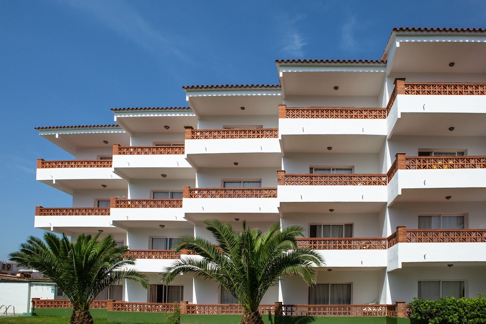 Rvhotels Apartamentos el Quijote 3/45