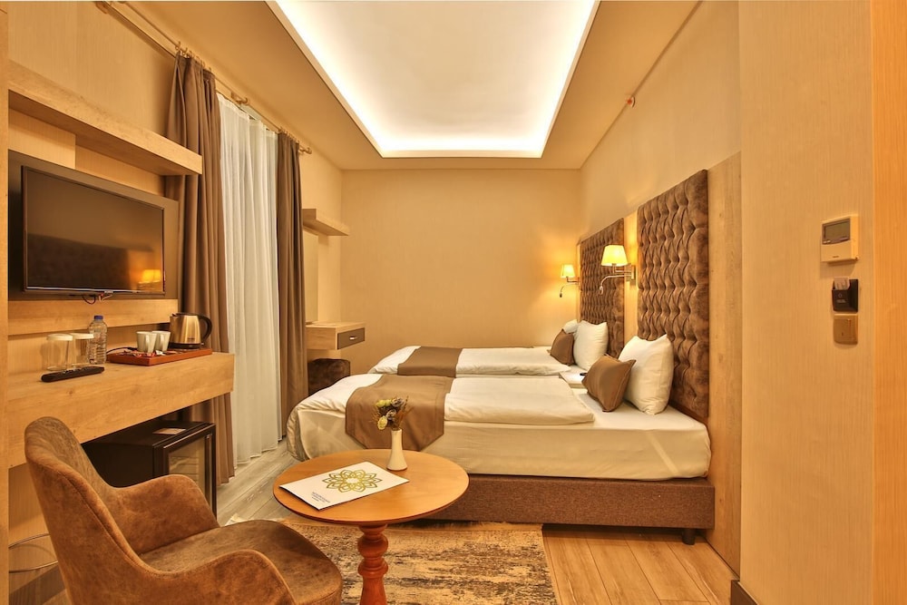 Mesopotamia Garden Hotel 5/19