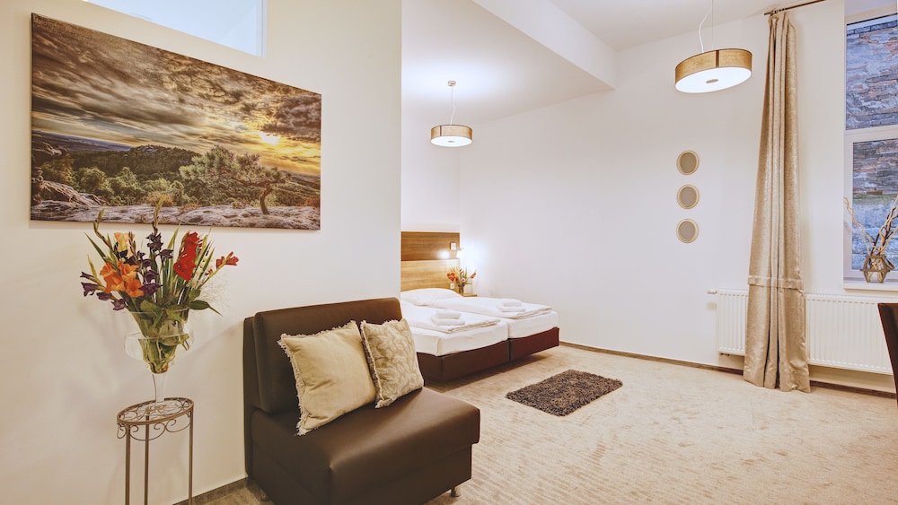 Boutique Hotel Kronenstuben 24/50
