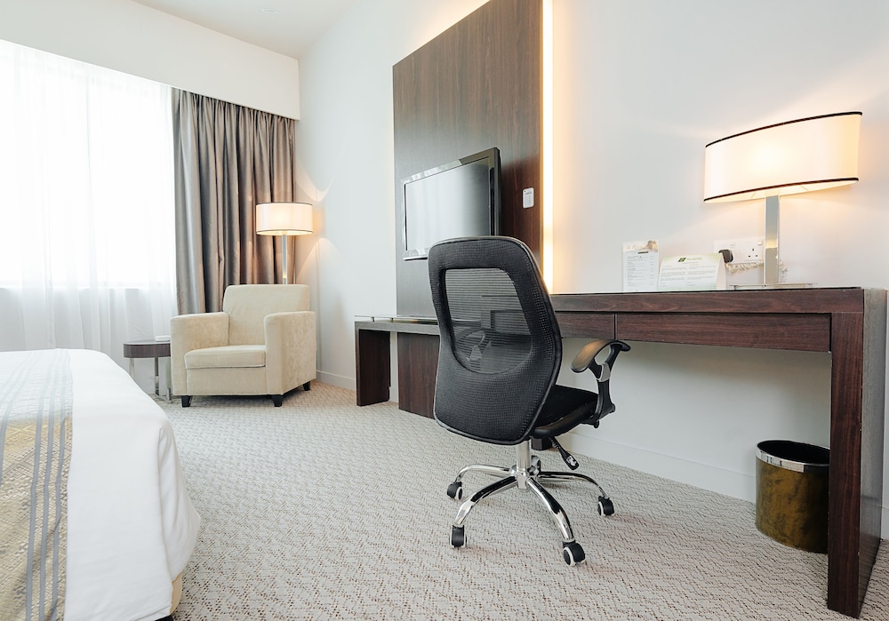 RAIA HOTEL AND CONVENTION CENTRE ALOR SETAR 47/50