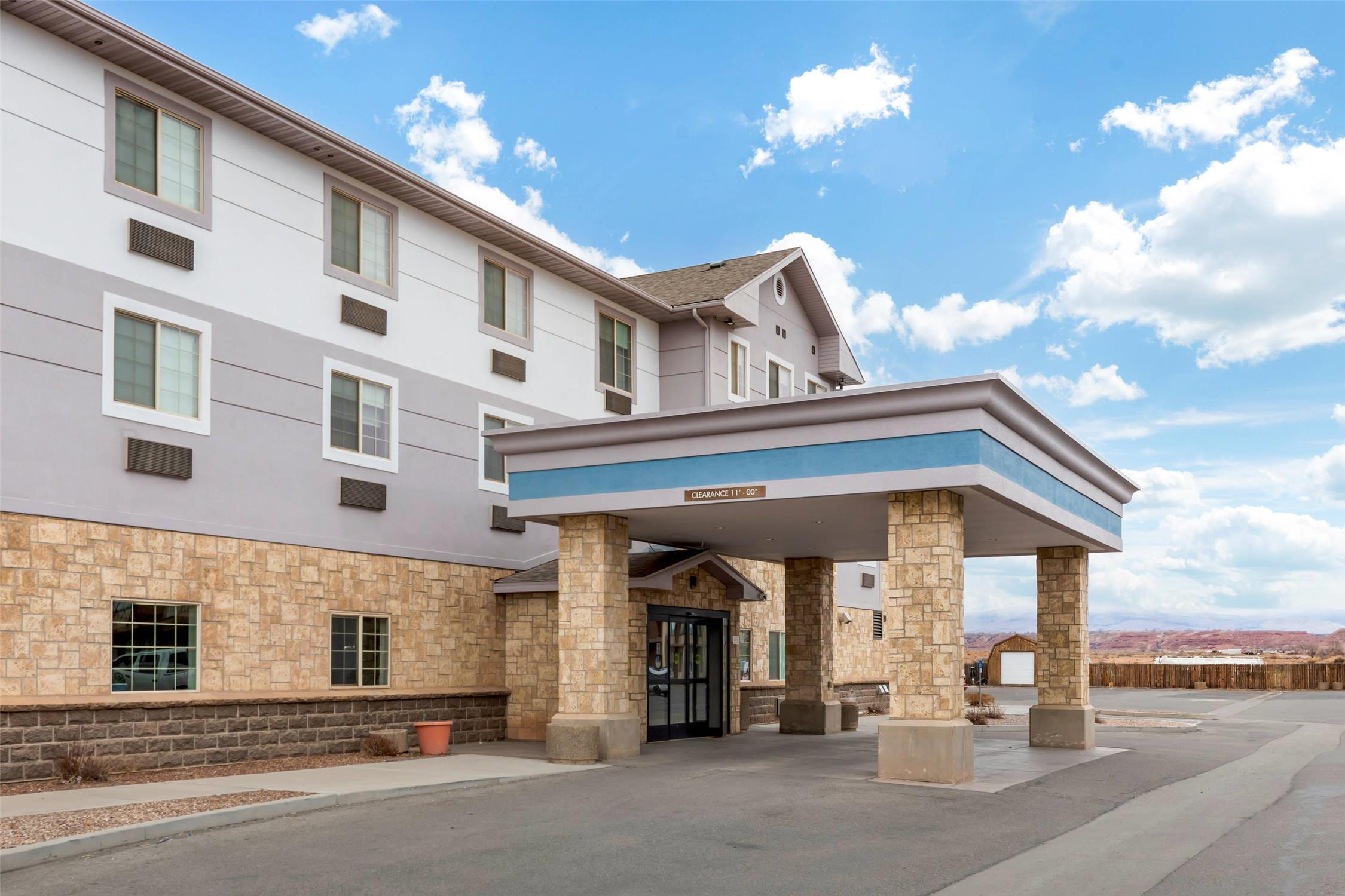 COMFORT INN BALLARD-ROOSEVELT 5/30