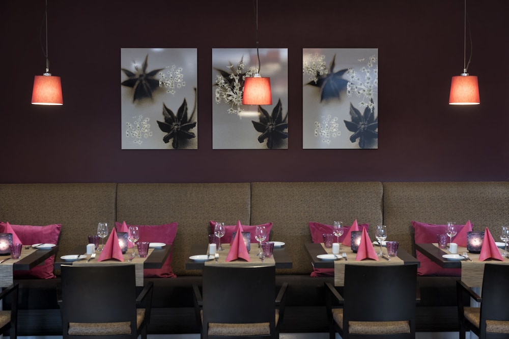 Mercure Hotel Dusseldorf Neuss 44/47