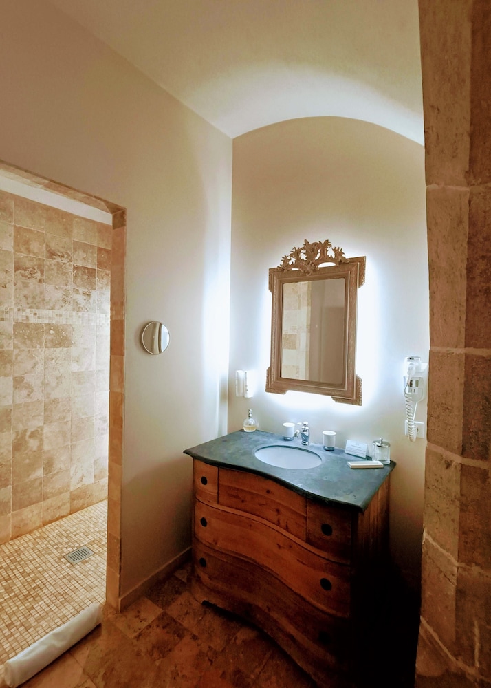 Les Chambres De La Renaissance 27/50