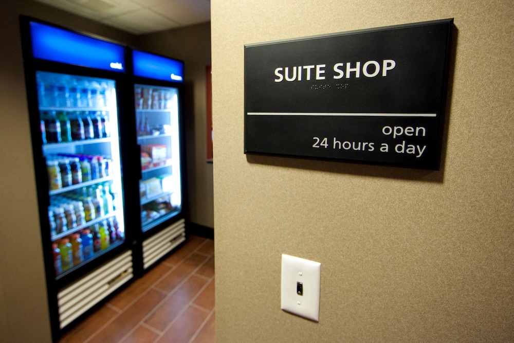 Hampton Inn And Suites Seattle Kent Wa 28/74