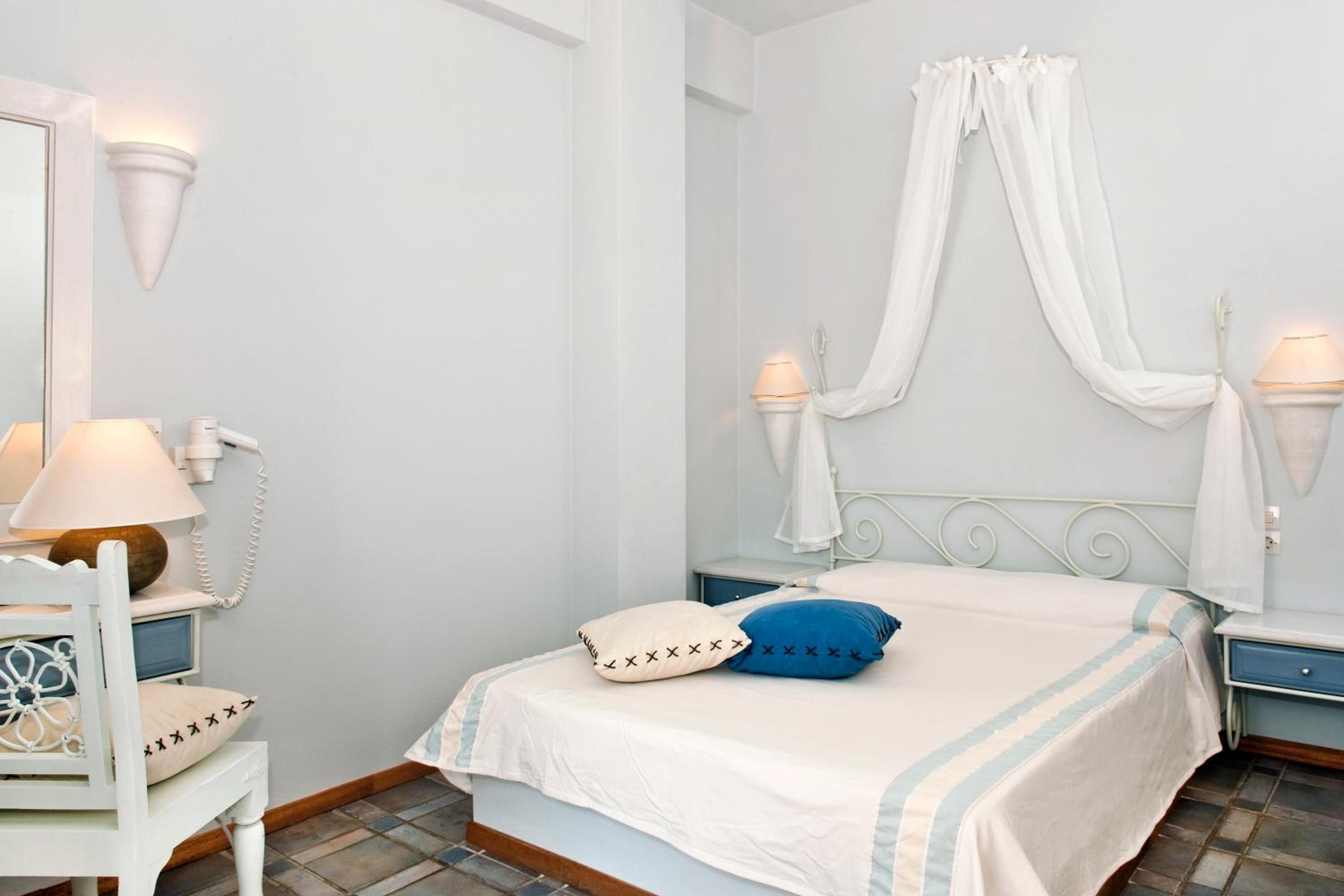 Room at Atlantis Beach Villa, SANTORINI