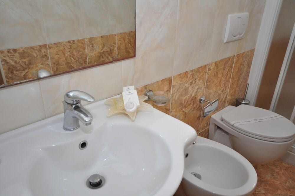 Hotel Adriatic & Beauty 32/37