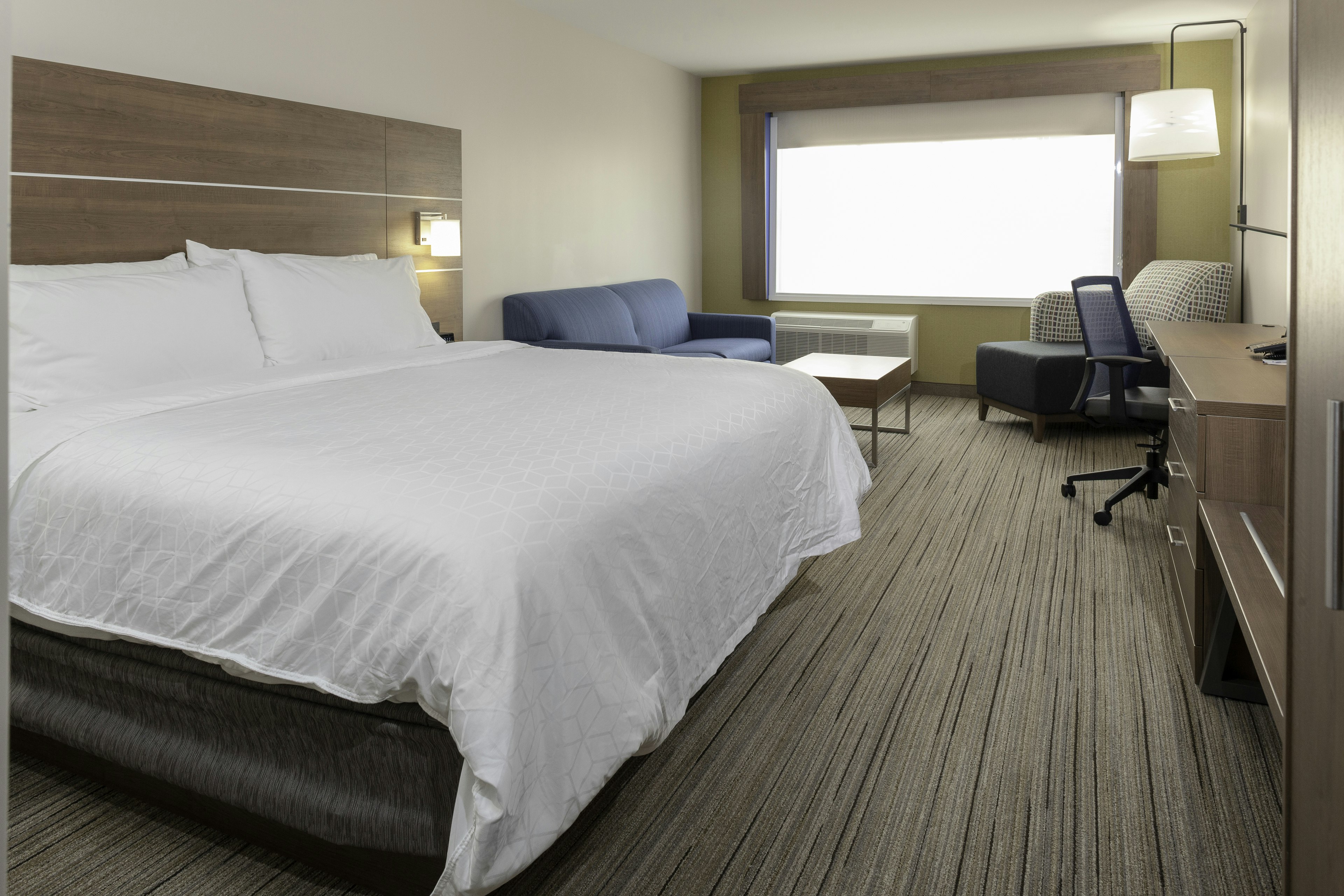 Holiday Inn Express and Suites Phoenix East - Gilbert 20/66